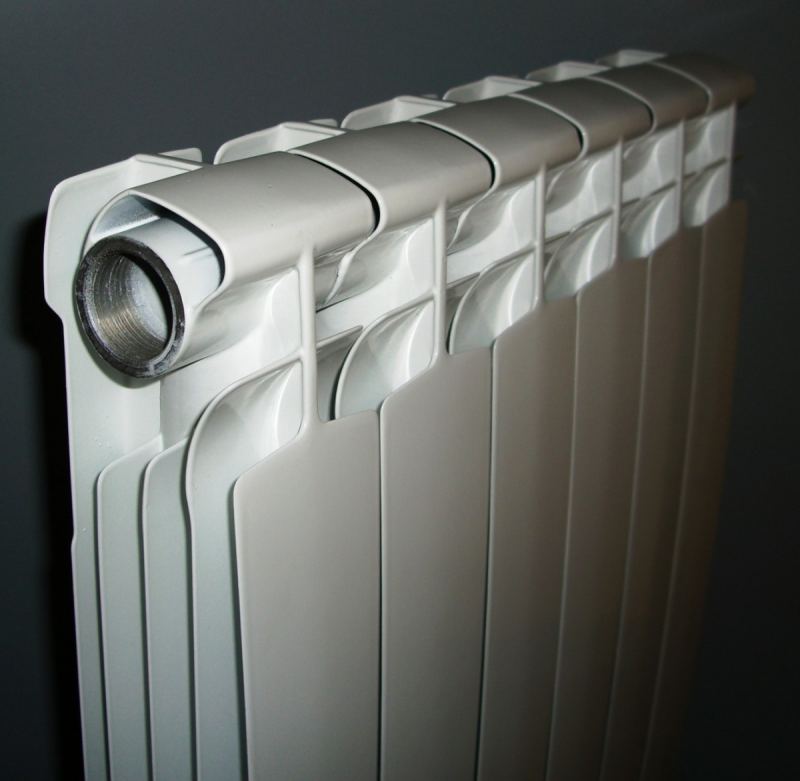 Характеристики радиаторов отопления: типы, виды, преимущества и варианты монтажа (120 фото)