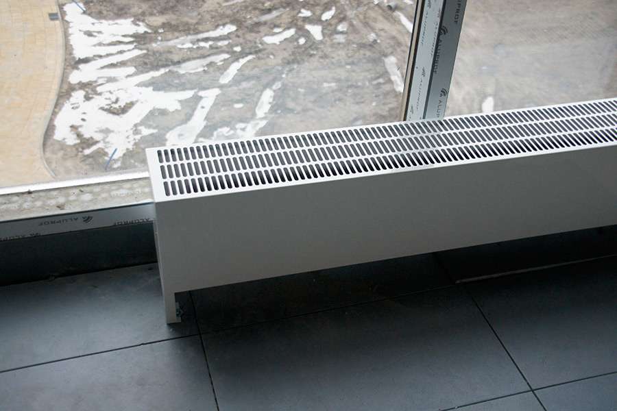 Напольные радиаторы отопления: обзор современных видов, советы по выбору и монтажу напольных радиаторов (120 фото и видео)