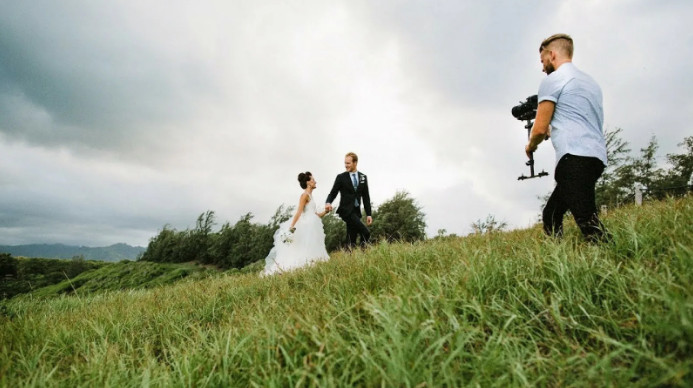 Проведение фото- и видеосъемки свадеб